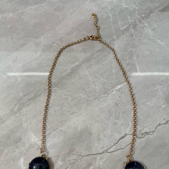 Francesca’s Bubble Statement Necklace - Picture 6 of 11